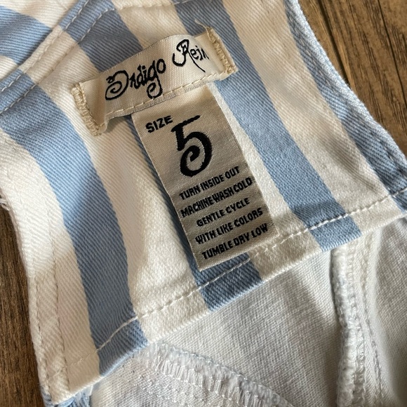 Women’s size 5 blue and white stripe denim shortalls. - Picture 2 of 4